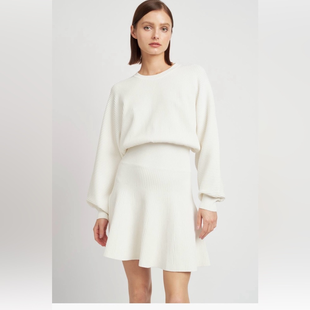 En Saison White Dolman Sleeves Dress Size L